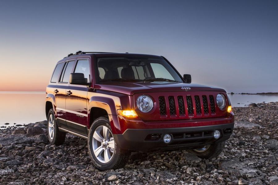  Jeep Patriot 2014 года  (фото 15 из 17)